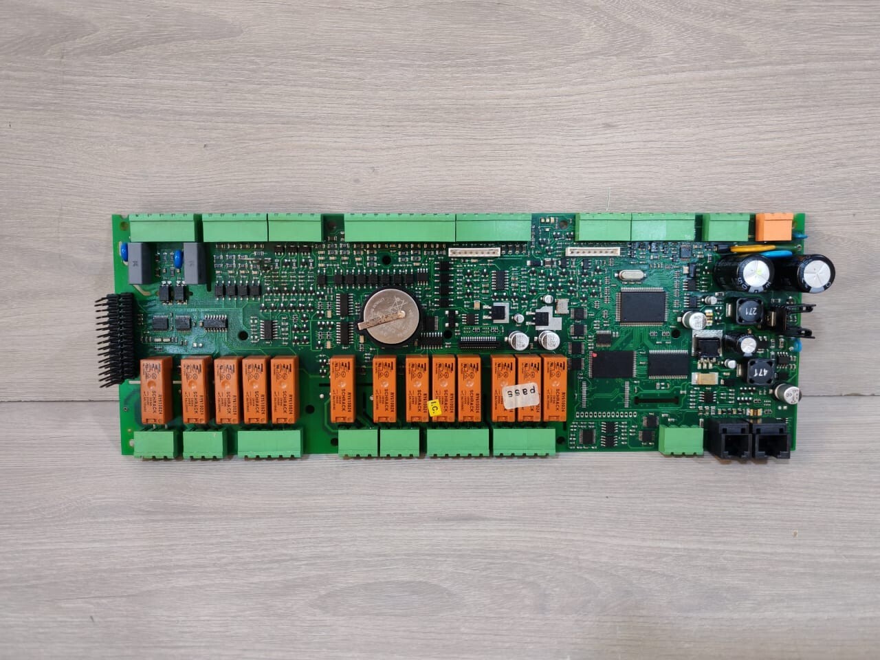 LS CAREL 04654D PCB BOARD FROM CAREL PC03000EM0 REV.2.011