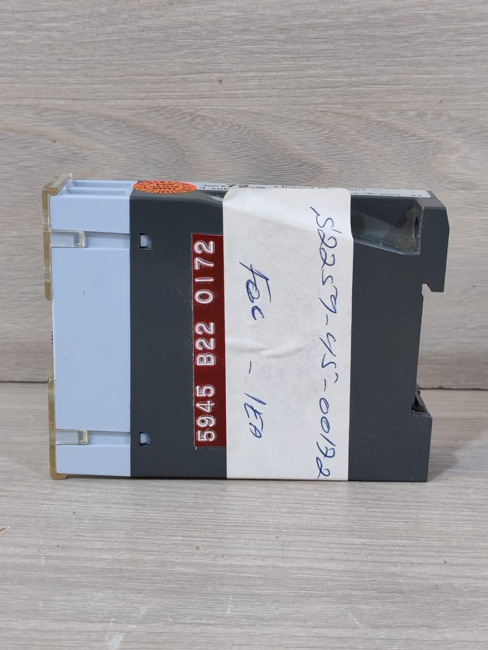 TESCH E72.3X TESCH E72.3X 5945B220172 TIMING RELAY 8