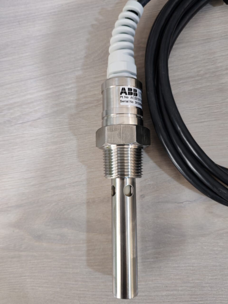 ABB AC221/211121/STD ABB AC221/211121/STD 0.47KG 5