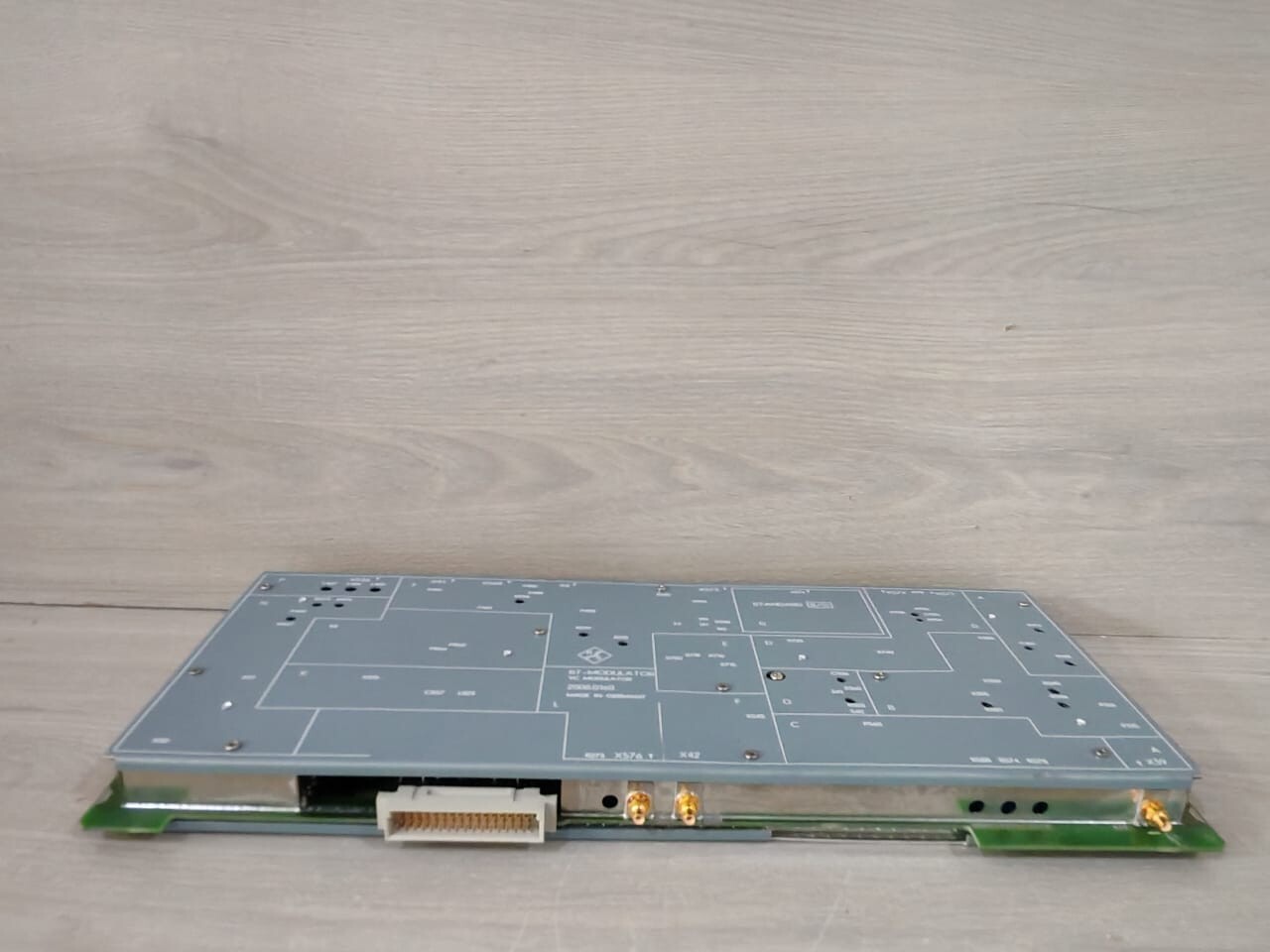 Rohde & Schwarz 2008.0160 ROHDE & SCHWARZ 2008.0160 BT-MODULATOR/VC MODULATOR 4