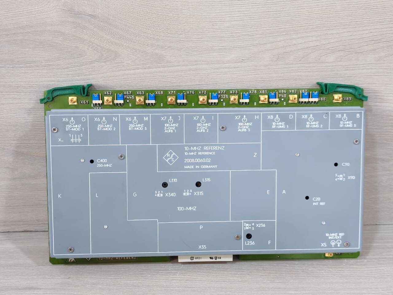 ROHDE & SCHWARZ 10-MHZ REFERENZ 2008.0060.02