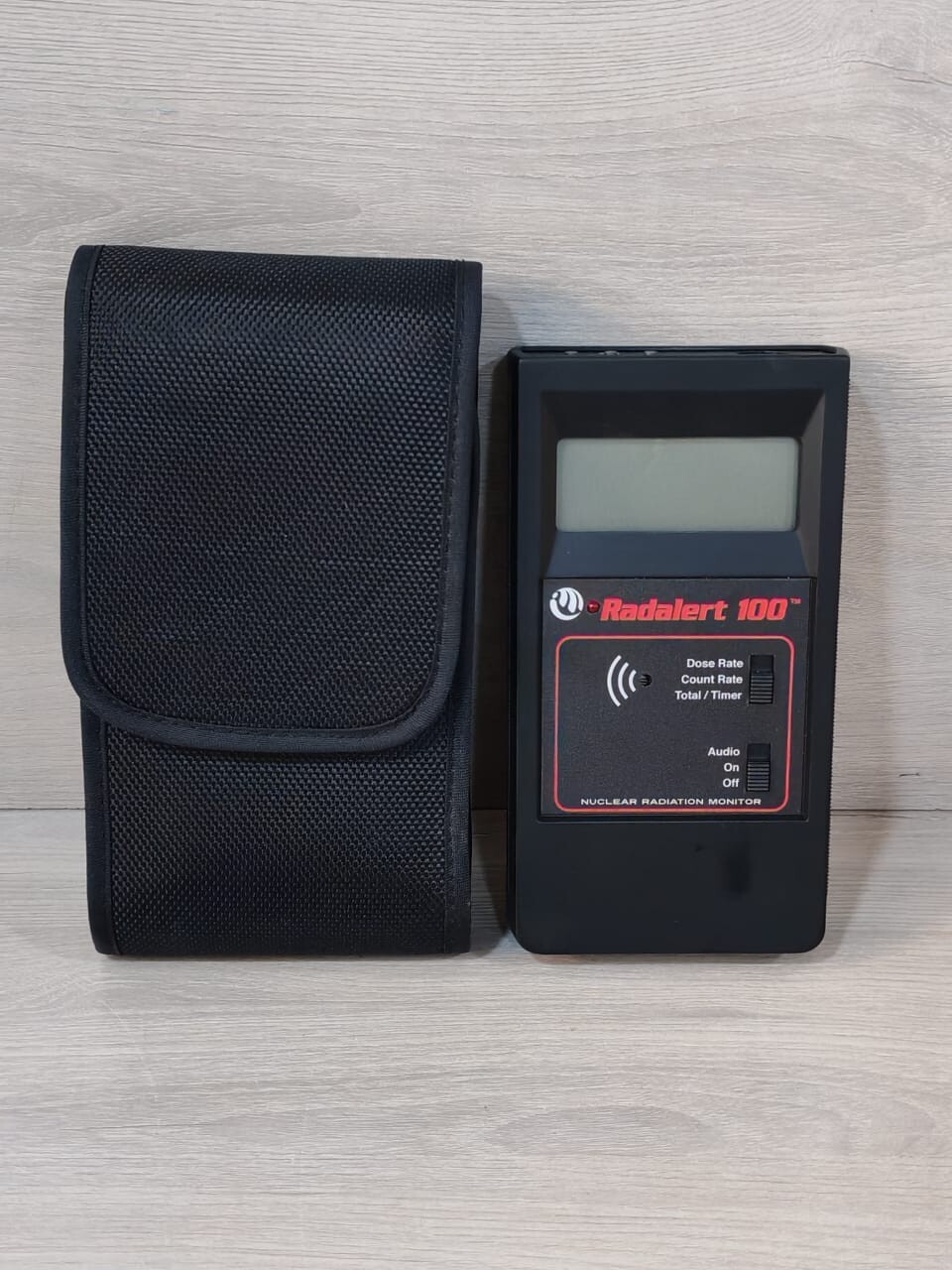 INTERNATIONAL MEDCOM RADALERT 100 R100X INTERNATIONAL MEDCOM RADALERT 100 R100X NUCLEAR RADIATION MONITOR 6