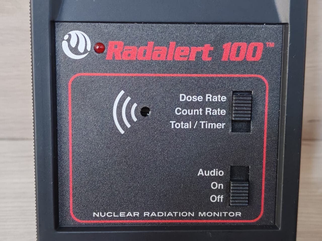 INTERNATIONAL MEDCOM RADALERT 100 R100X INTERNATIONAL MEDCOM RADALERT 100 R100X NUCLEAR RADIATION MONITOR 10