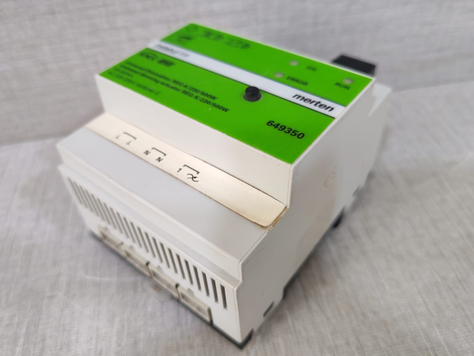Merten 649350 MERTEN 649350 Universal Dimming Actuator 8