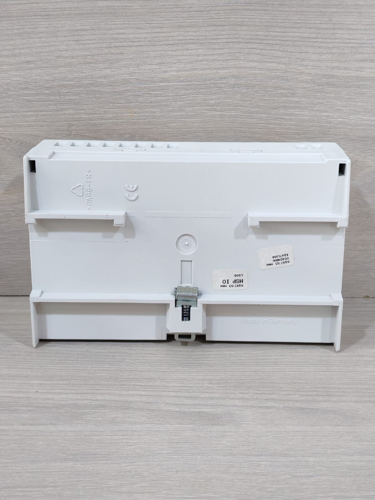 ABB 6197/13-500 ABB 6197/13-500 Universal Dimmaktor KNX UD/S 4.315.1 Dimmer Actuator 10