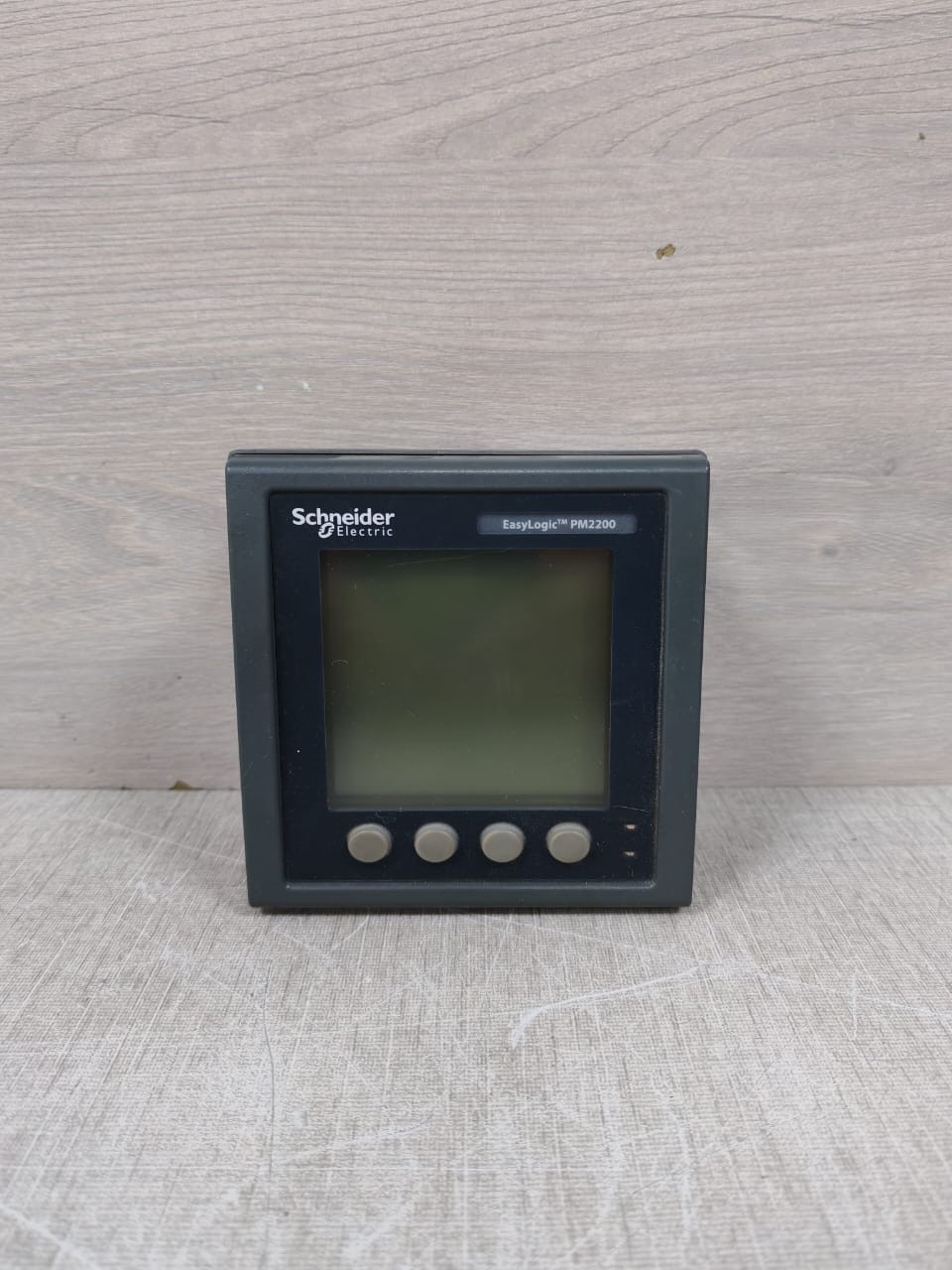 Schneider Electric METSEPM2220 Schneider Electric PowerLogic PM2200 METSEPM2220 Series Power and Energy Meter 5