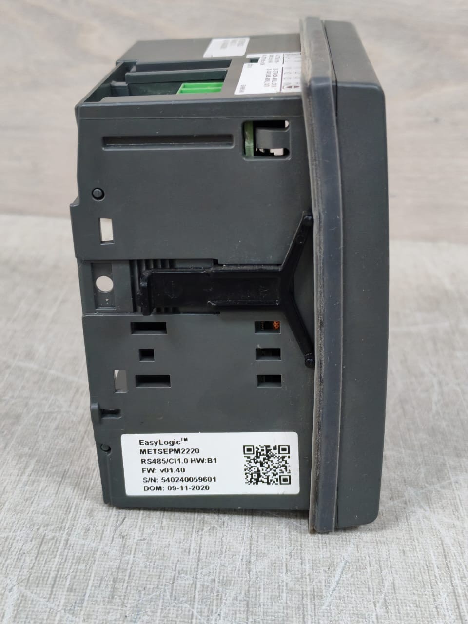 Schneider Electric METSEPM2220 Schneider Electric PowerLogic PM2200 METSEPM2220 Series Power and Energy Meter 10
