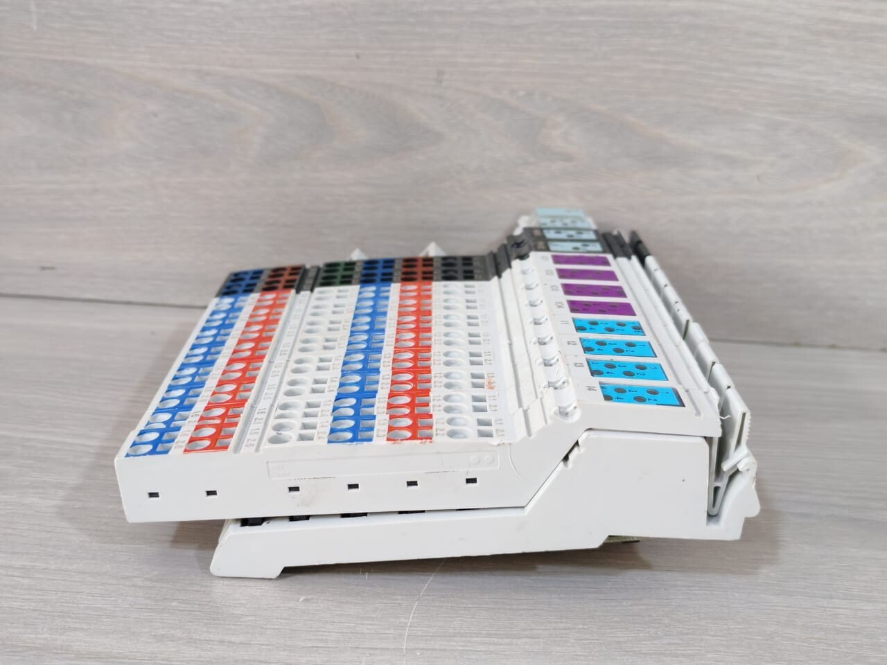 Rexroth R-ILB S3 24 DI16 DIO16 Rexroth SERCOS III R-ILB S3 24 DI16 DIO16 R911170826-206- WITHOUT BACK COVER 7