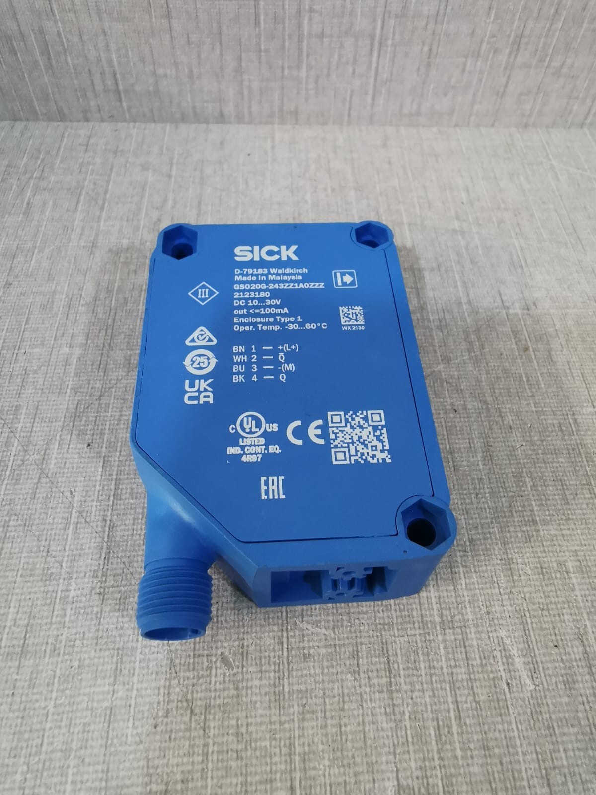SICK GS020G-243ZZ1A0ZZZ SICK D-79183 Waldkirch Photoelectric Sensor GS020G-243ZZ1A0ZZZ 4