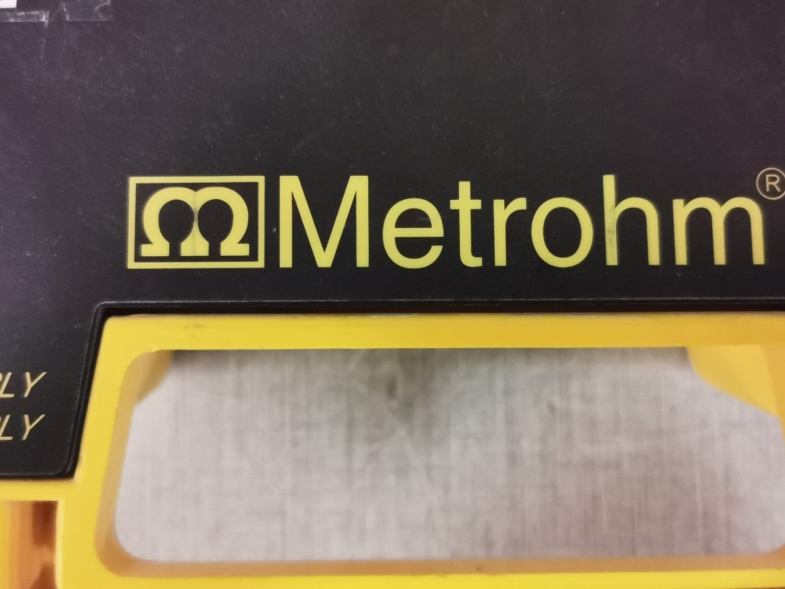 METROHM E3511 METROHM E3511 HIGH VOLTAGE INSULATION TESTER 4