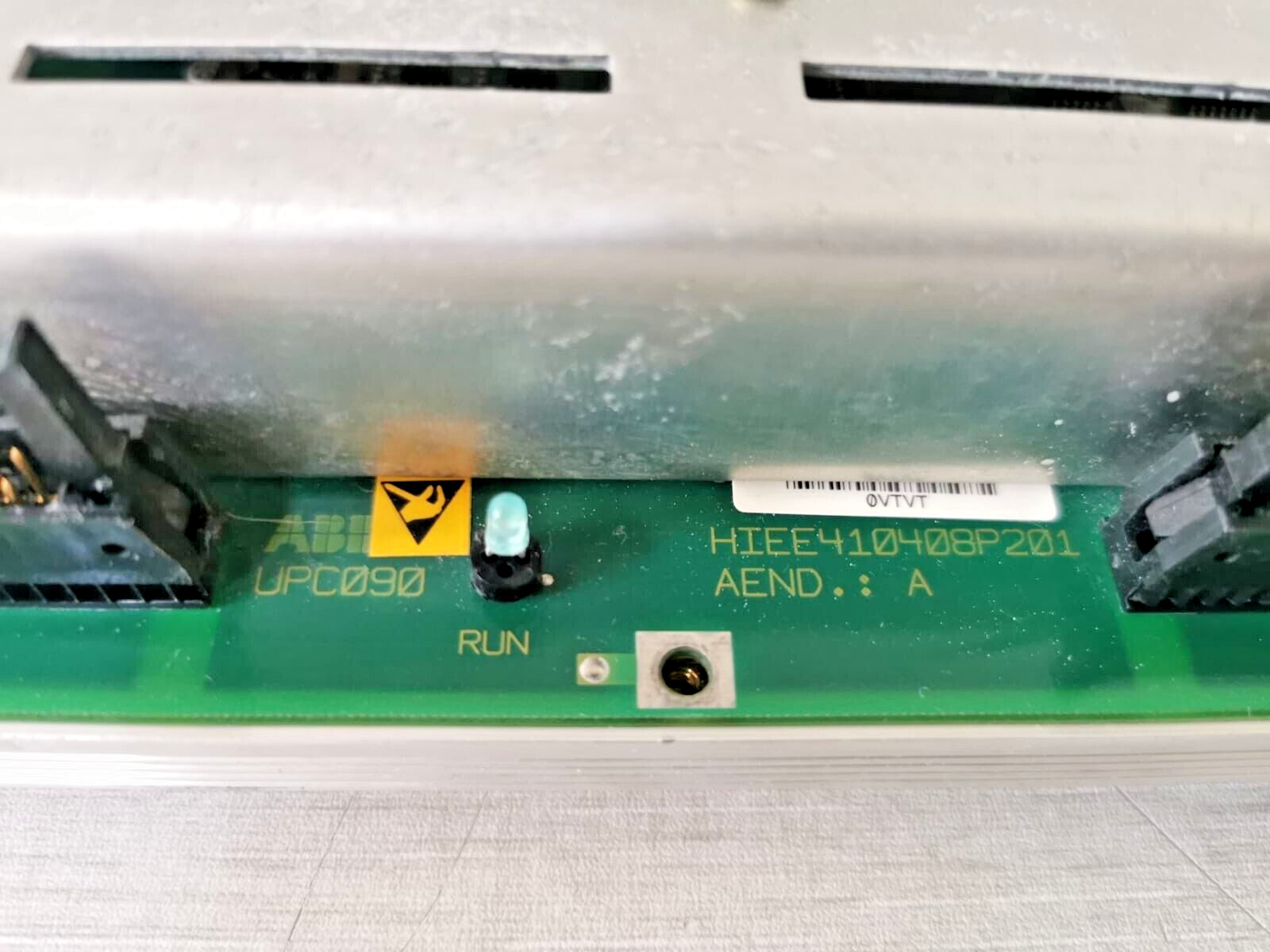 ABB HIEE300661R0001 ABB UP C090 AE01 - HIEE300661R0001 Binary Field Bus Coupler - Circuit Interface 4