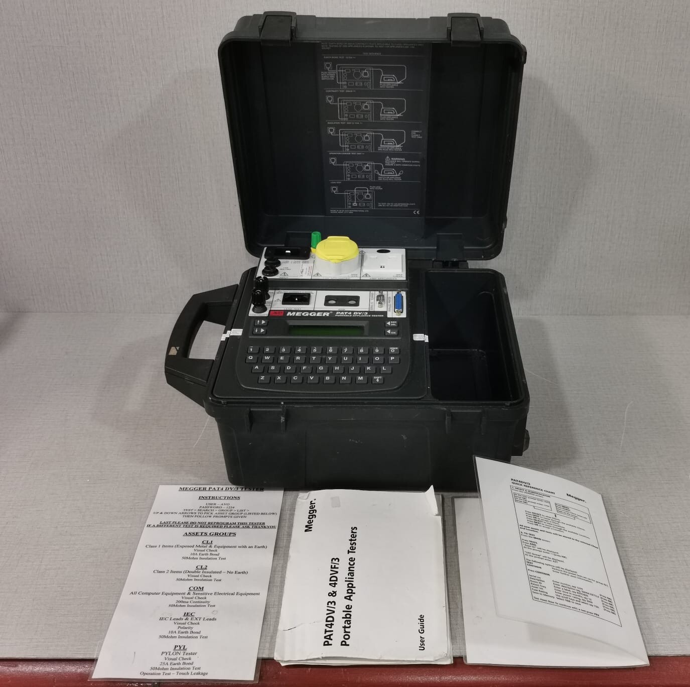 Megger PAT4 DV/3 AVO Megger PAT4 DV/3 Portable Appliance Tester 2