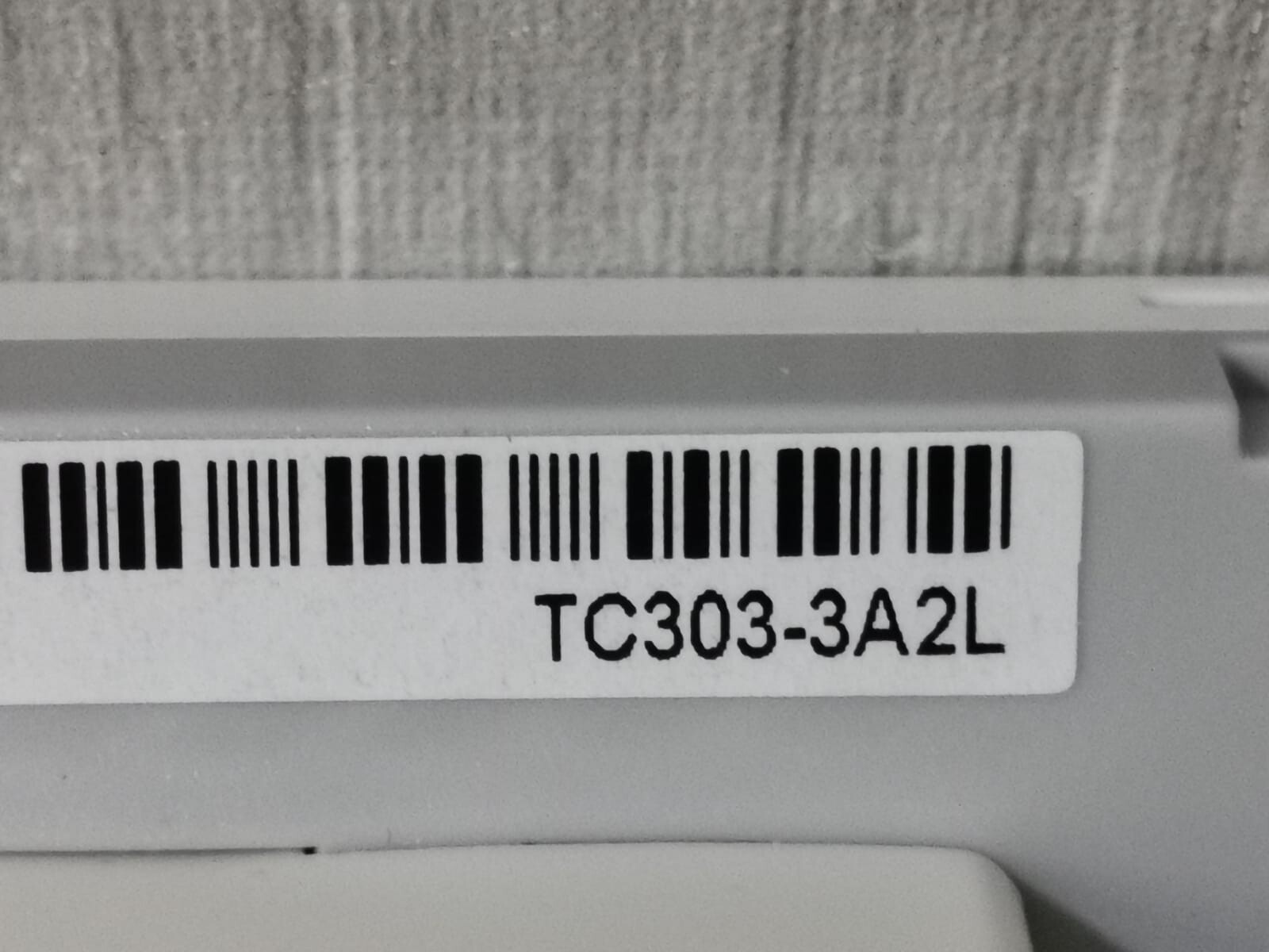 Schneider Electric TC303-3A2L SCHNEIDER ELECTRIC TC303-3A2L DIGITAL FAN COIL THERMOSTAT TC300 SERIES 5
