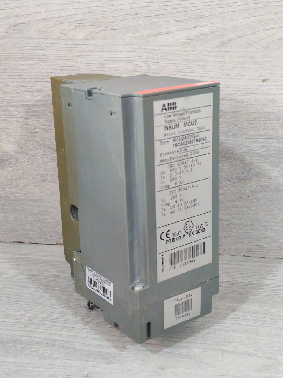 ABB MCU2A02V2-4 1SCA022657R9090 ABB INSUM MCU2 MCU2A02V2-4 1SCA022657R9090 3.0B MOTOR CONTROL UNIT- BROKEN PART 3