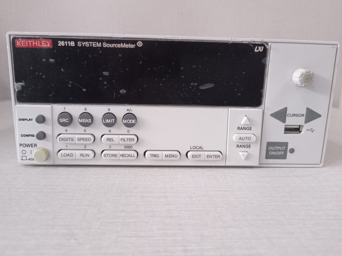 Keithley 2611B Keithley 2611B SYSTEM SOURCE METER - Missing Stand & Button 2