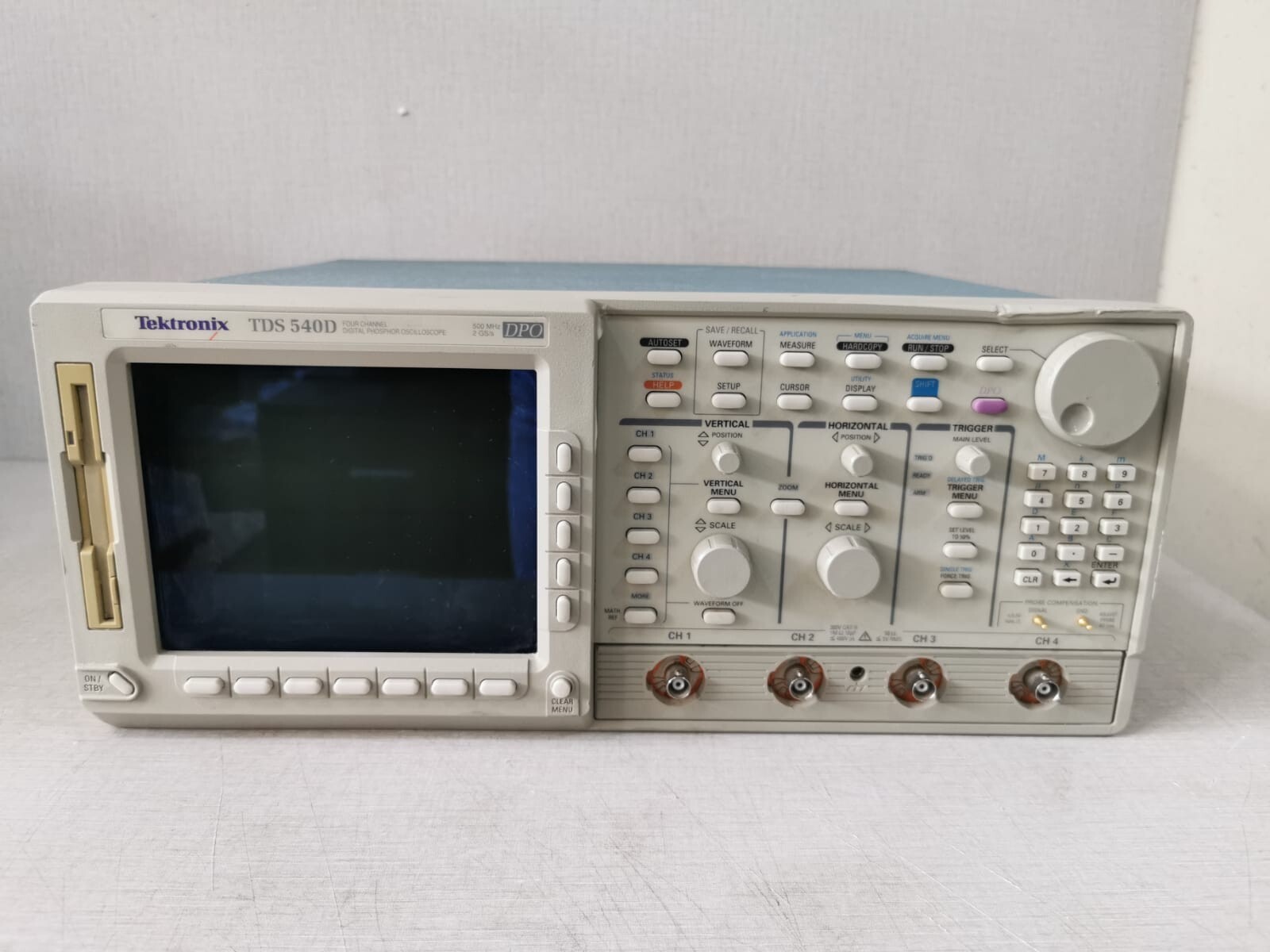 Tektronix TDS 540D TEKTRONIX TDS 540D 4 CHANNEL DIGITAL PHOSPHOR OSCILLOSCOPE 500MHz 2GS/S 8