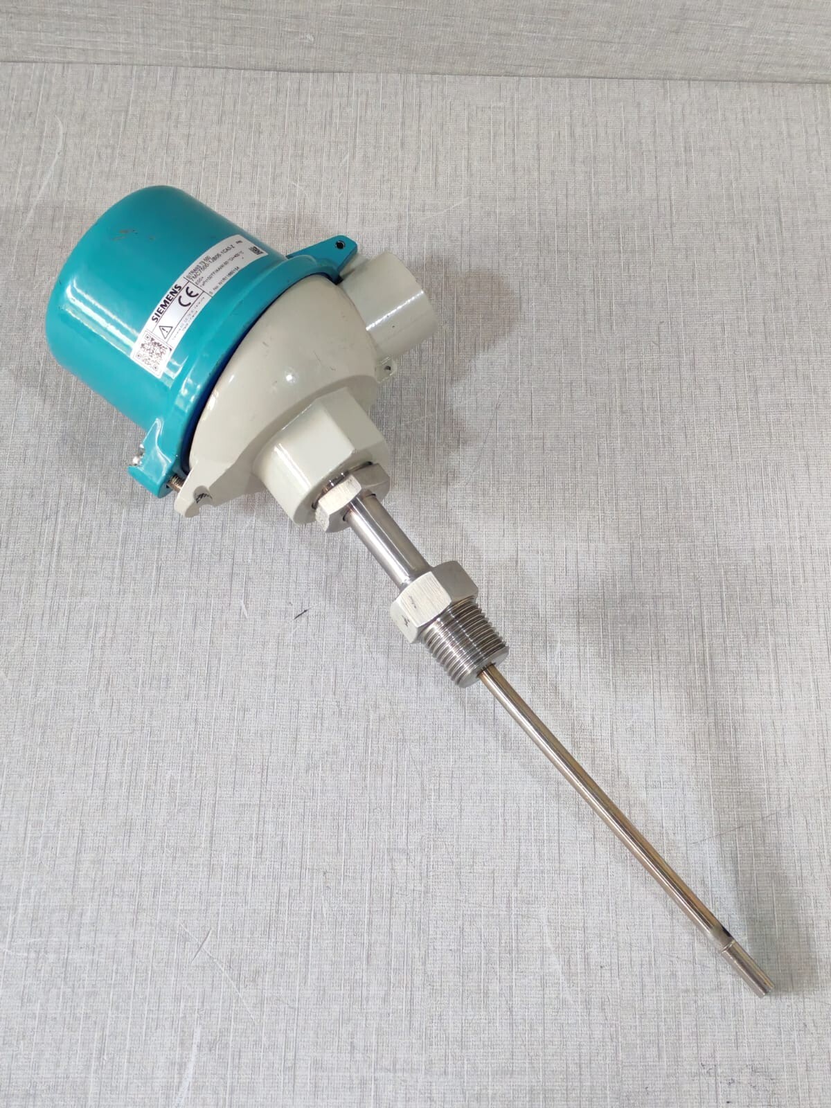 SIEMENS SITRANS TS500 TEMPERATURE SENSOR 7MC7500-1JB06-1CA3-Z