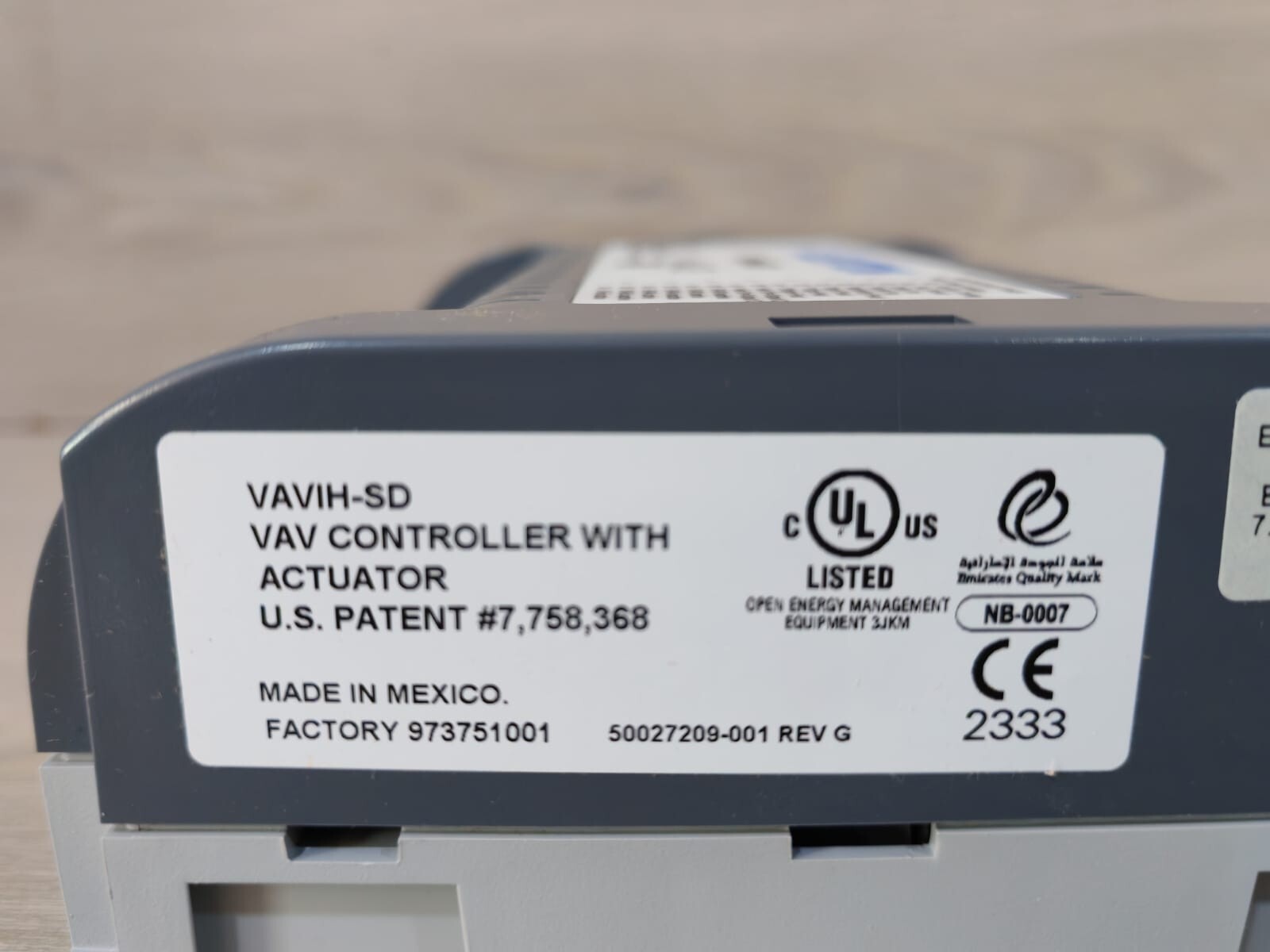 Alerton 50027209-001 ALERTON VaVIH-SD VAV CONTROLLER WITH ACTUATOR 50027209-001 REV. G 10