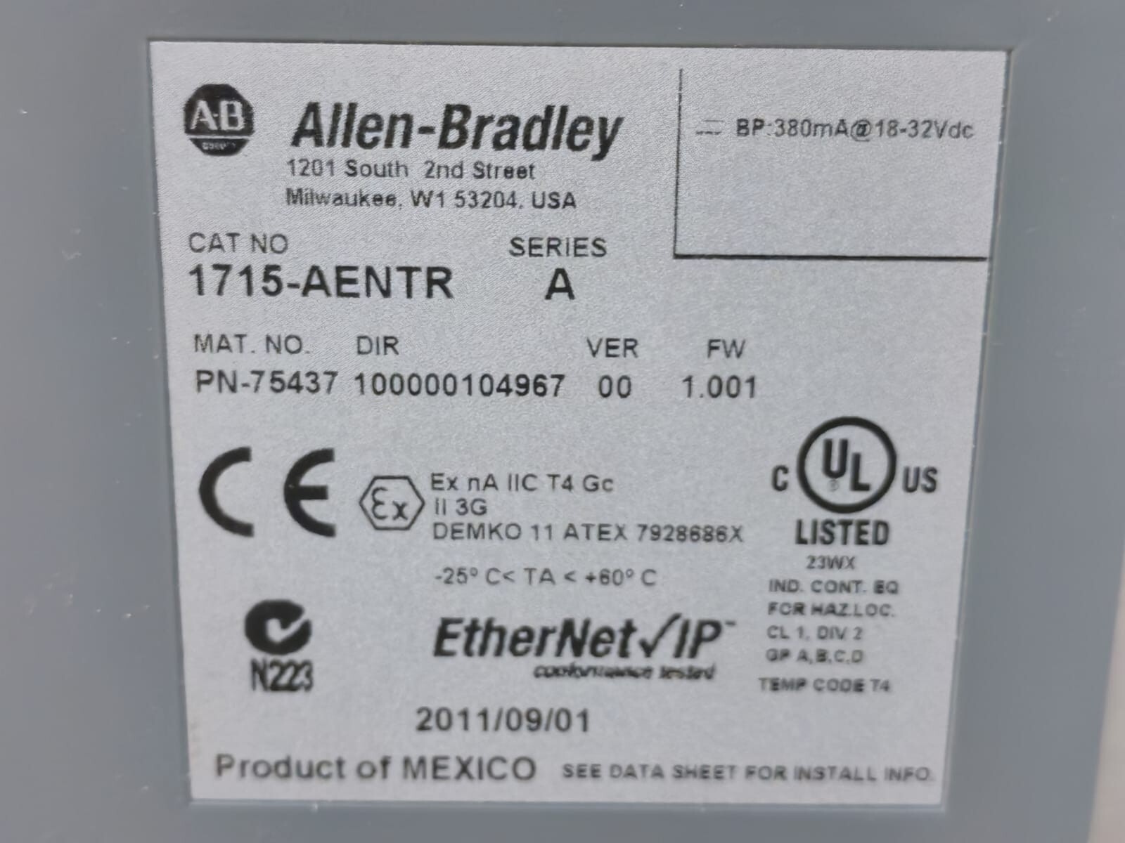 Allen-Bradley PN-75437 VER 00 F/W 1.001 ALLEN BRADLEY 1715-AENTR A PN-75437 VER 00 F/W 1.001 ETHERNET ADAPTER MODULE 8