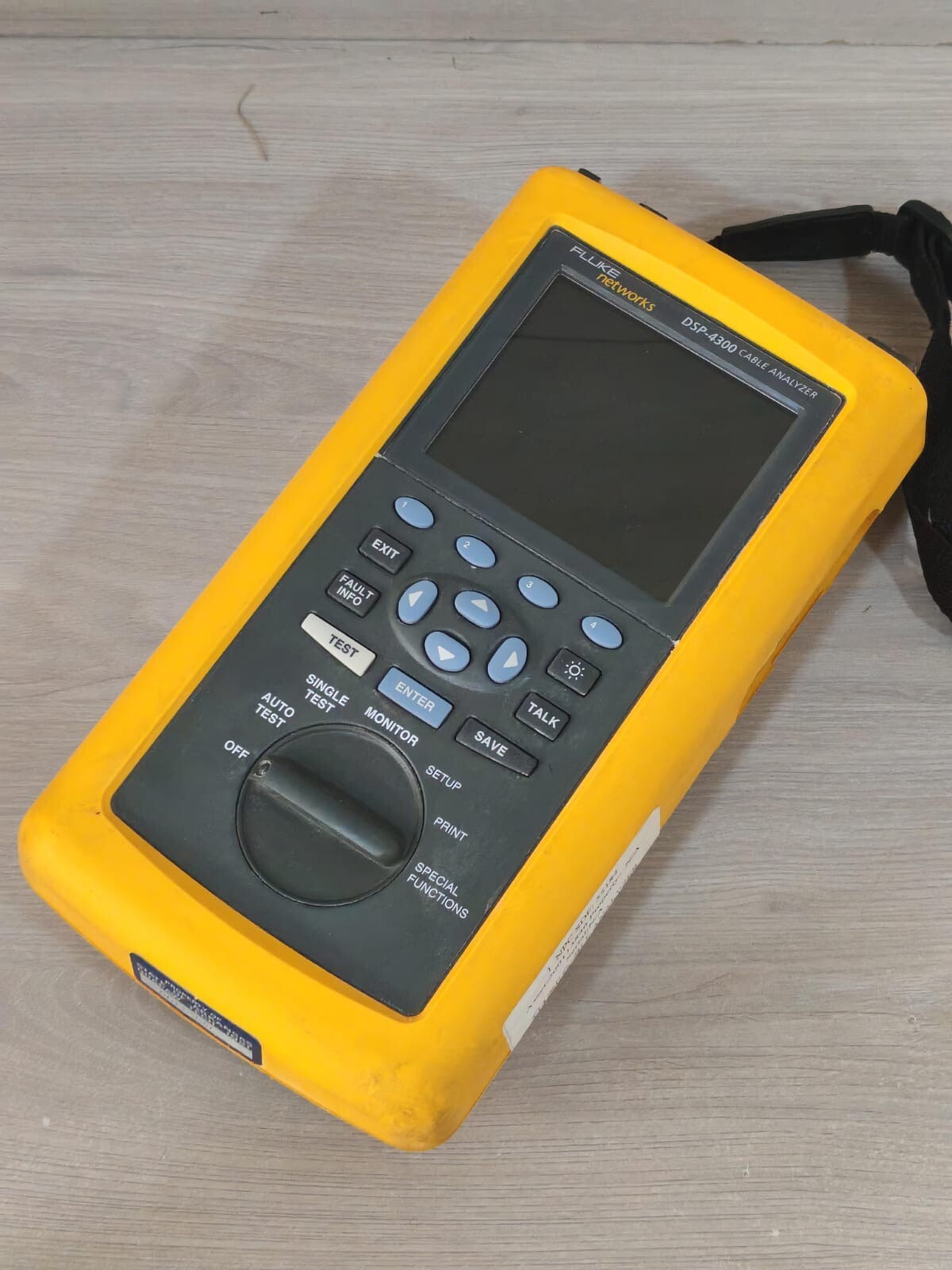 Fluke Networks DSP-4300 FLUKE NETWORKS DSP-4300 CABLE ANALYZER 5