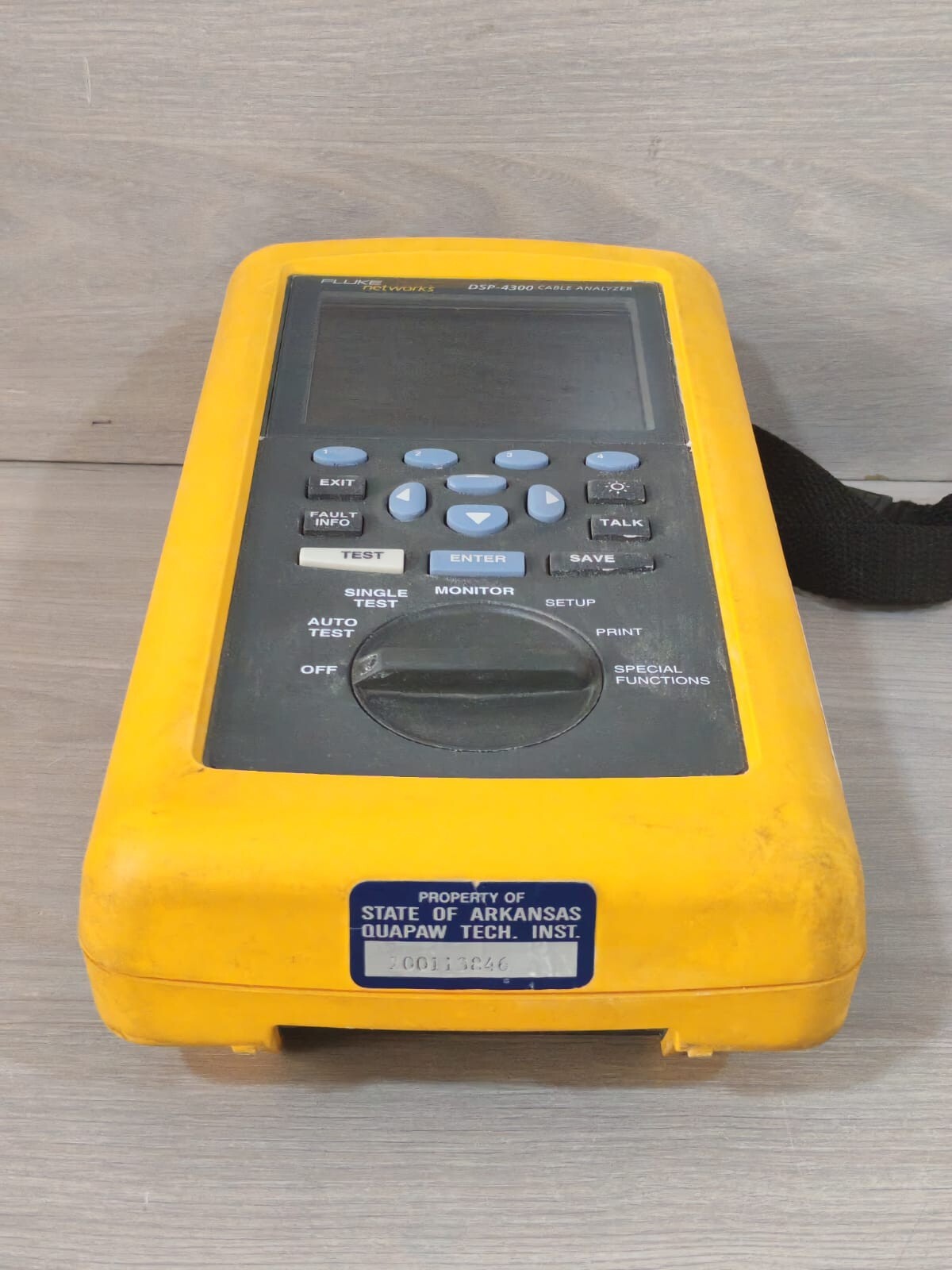 Fluke Networks DSP-4300 FLUKE NETWORKS DSP-4300 CABLE ANALYZER 7