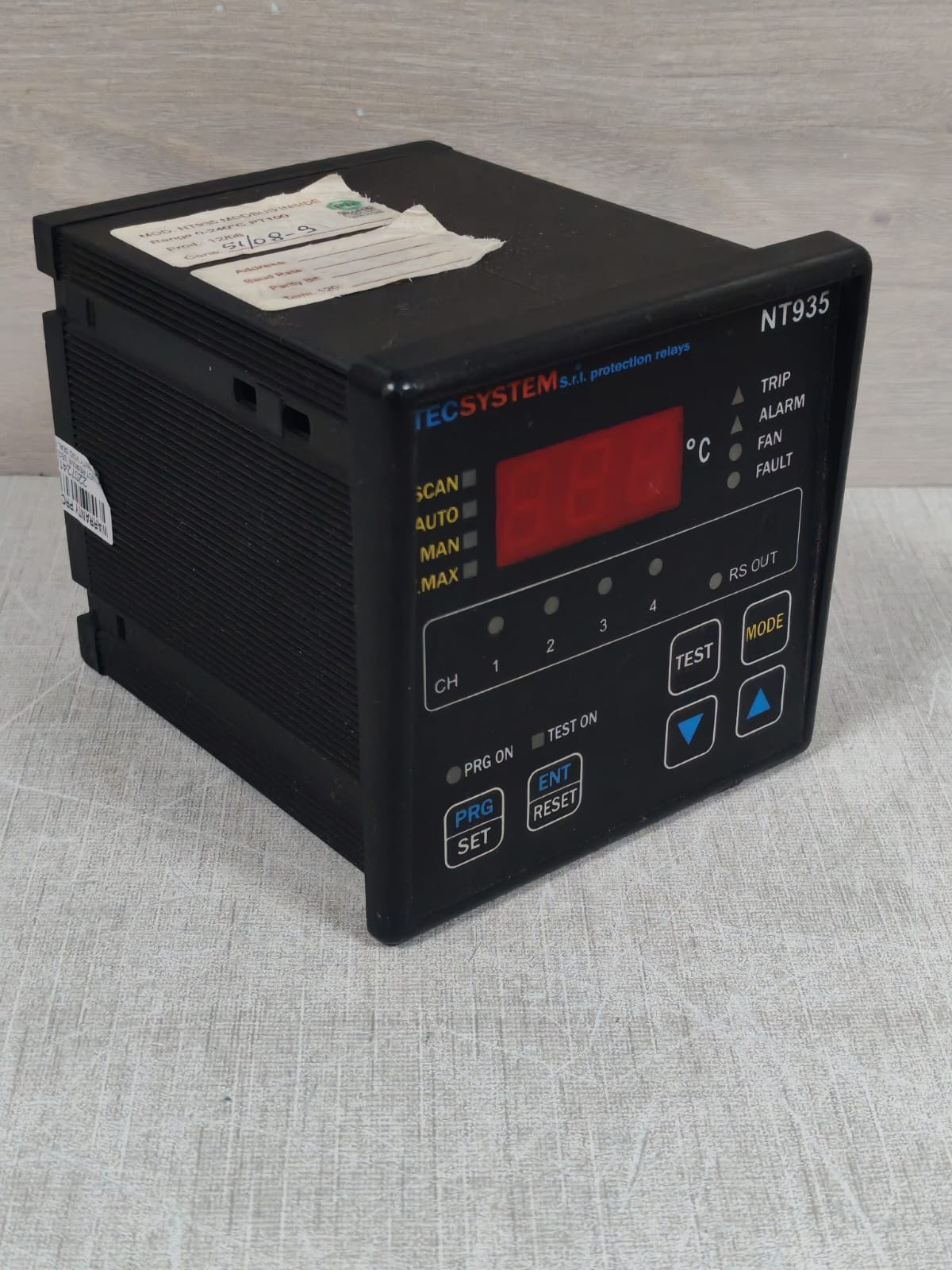 TECSYSTEM NT935 TECSYSTEM NT935 ELECTRIC TEMPERATURE RELAY PROTECTION 9