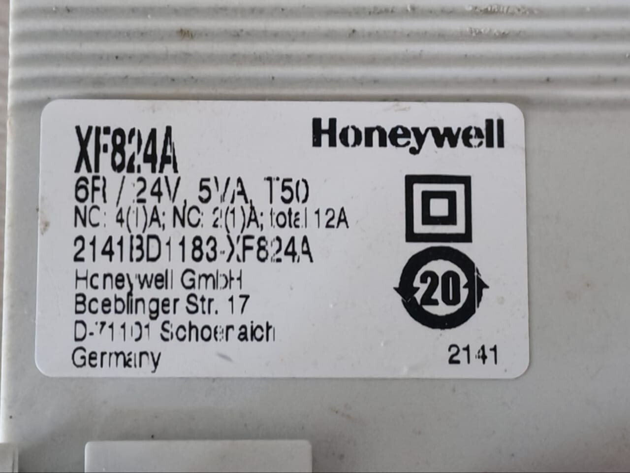 Honeywell XF824A Honeywell XF824A 6-Relay Digital Output Module 2