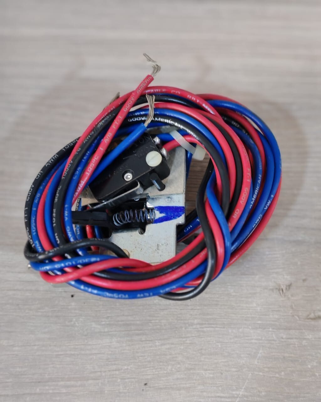 Eaton 1492D29G02 EATON AAL3LPK AL/LO & AUX. SW FOR SERIES C TYPE K-BREAKER 1492D29G02 600VAC 5