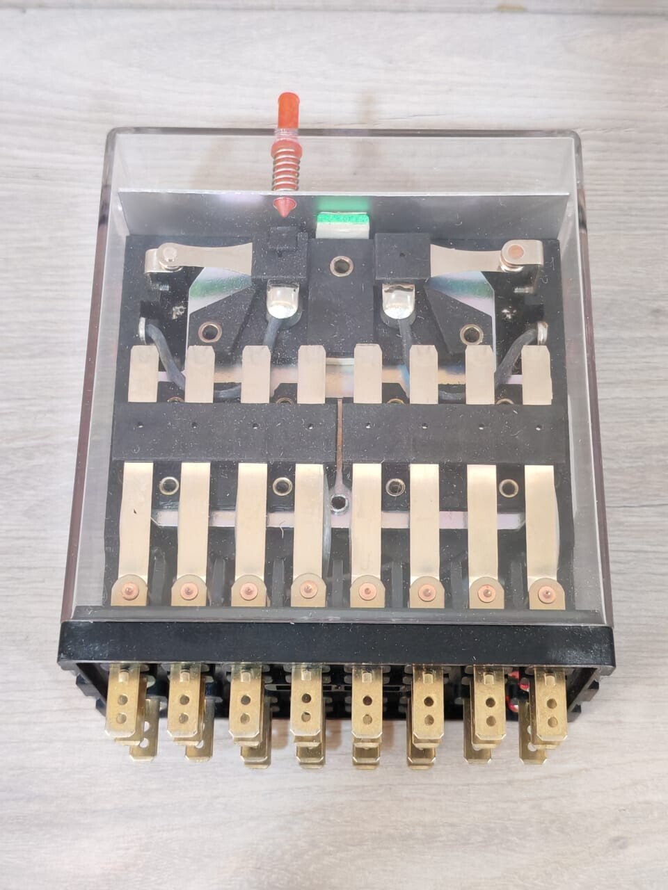 Siemens 7PA2231-0 SIEMENS 7PA2231-0 LOCK-OUT FAST RELAY 8 NC/NO PUSH BUTTON 110VDC 8