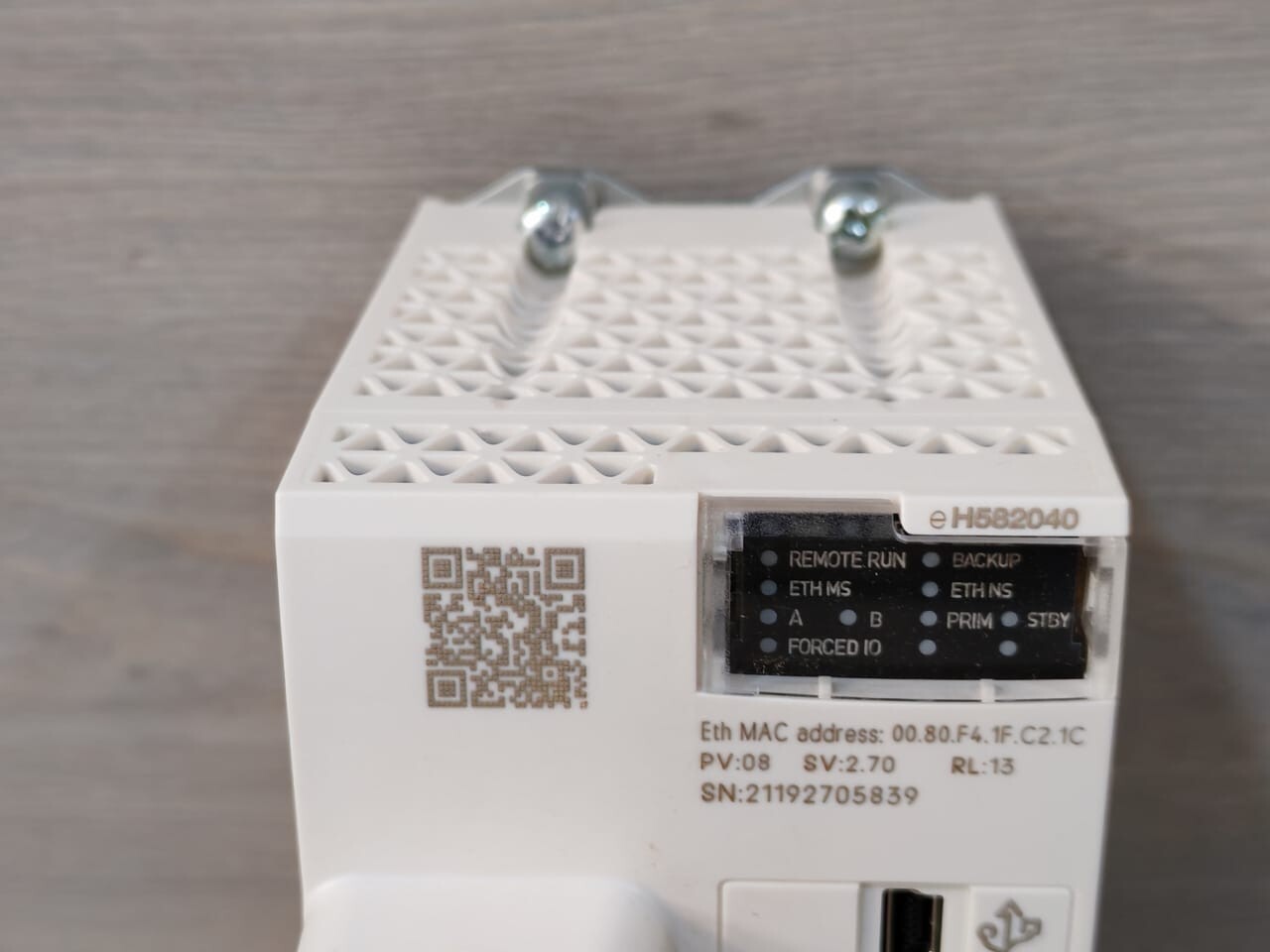 Schneider Electric BMEH582040 SCHNEIDER ELECTRIC BMEH582040 M580 HSBY CPU LEVEL 2 FOR RIO 3
