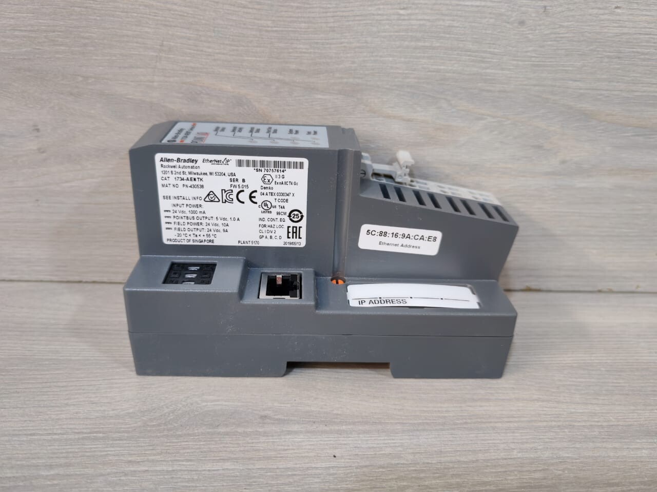 Allen-Bradley 430538 Allen-Bradley 1734-AENTK Ser. B POINT I/O Single Port Adaptor-K 430538 FW: 5.015 6