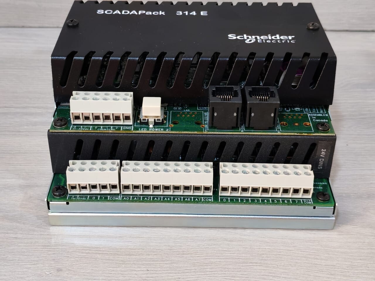 Schneider Electric TBUP314-EA55-AB00 SCHNEIDER ELECTRIC SCADAPACK 314 E TBUP314-EA55-AB00 REMOTE TELEMETRY UNIT 6