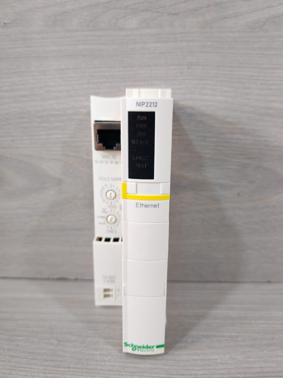 Schneider Electric STBNIP2212 Schneider Electric STBNIP2212 Ethernet MB TCP/IP NIM Standard 6