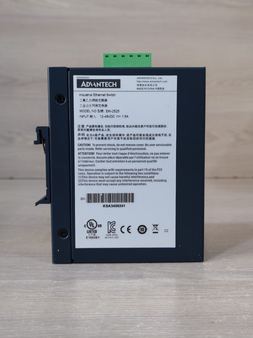 Advantech EKI-2525-BE Advantech EKI-2525 5-Port 10/100Mbps Industrial Unmanaged Fast Ethernet Switch 4