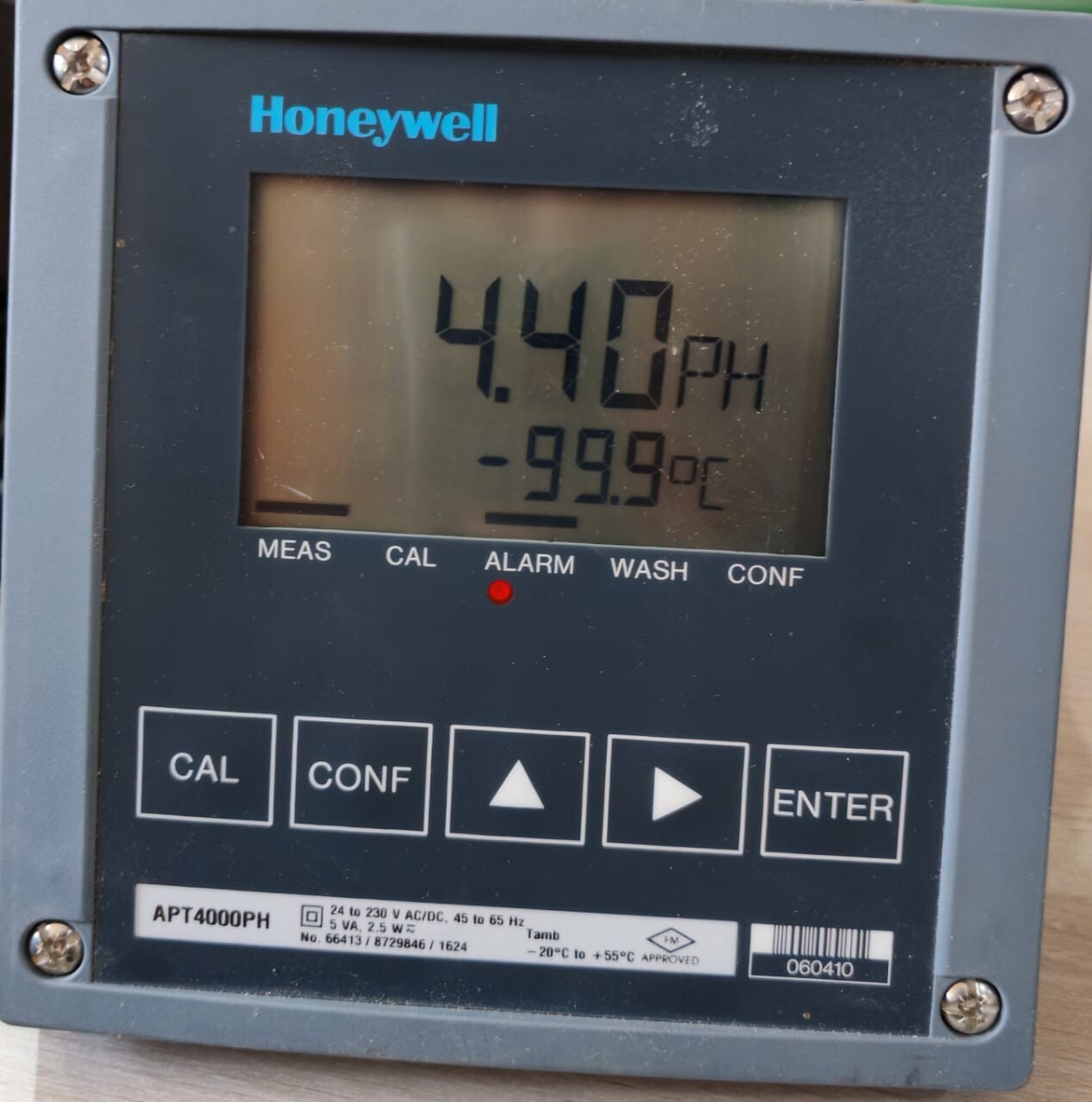 Honeywell APT4000PH HONEYWELL APT4000PH ANALYZERS TRANSMITTER 24/230V 45/65HZ 5 VA, 2.5 W 3
