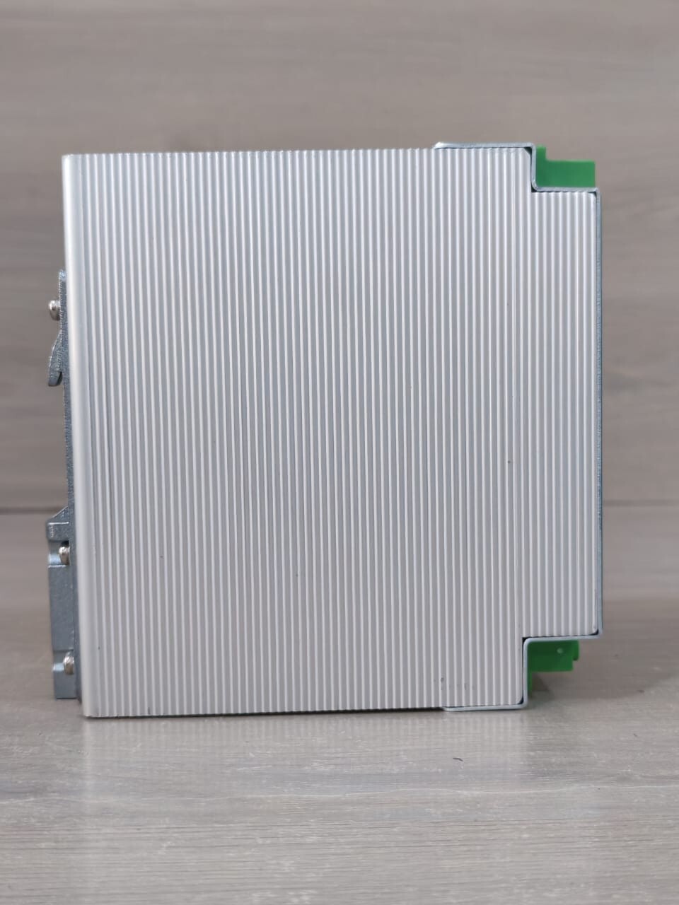 Phoenix Contact QUINT-DIODE/48DC/2x20/1x4 Phoenix Contact QUINT-DIODE/48DC/2x20/1x40 DIN Rail Diode Module 2320160 6