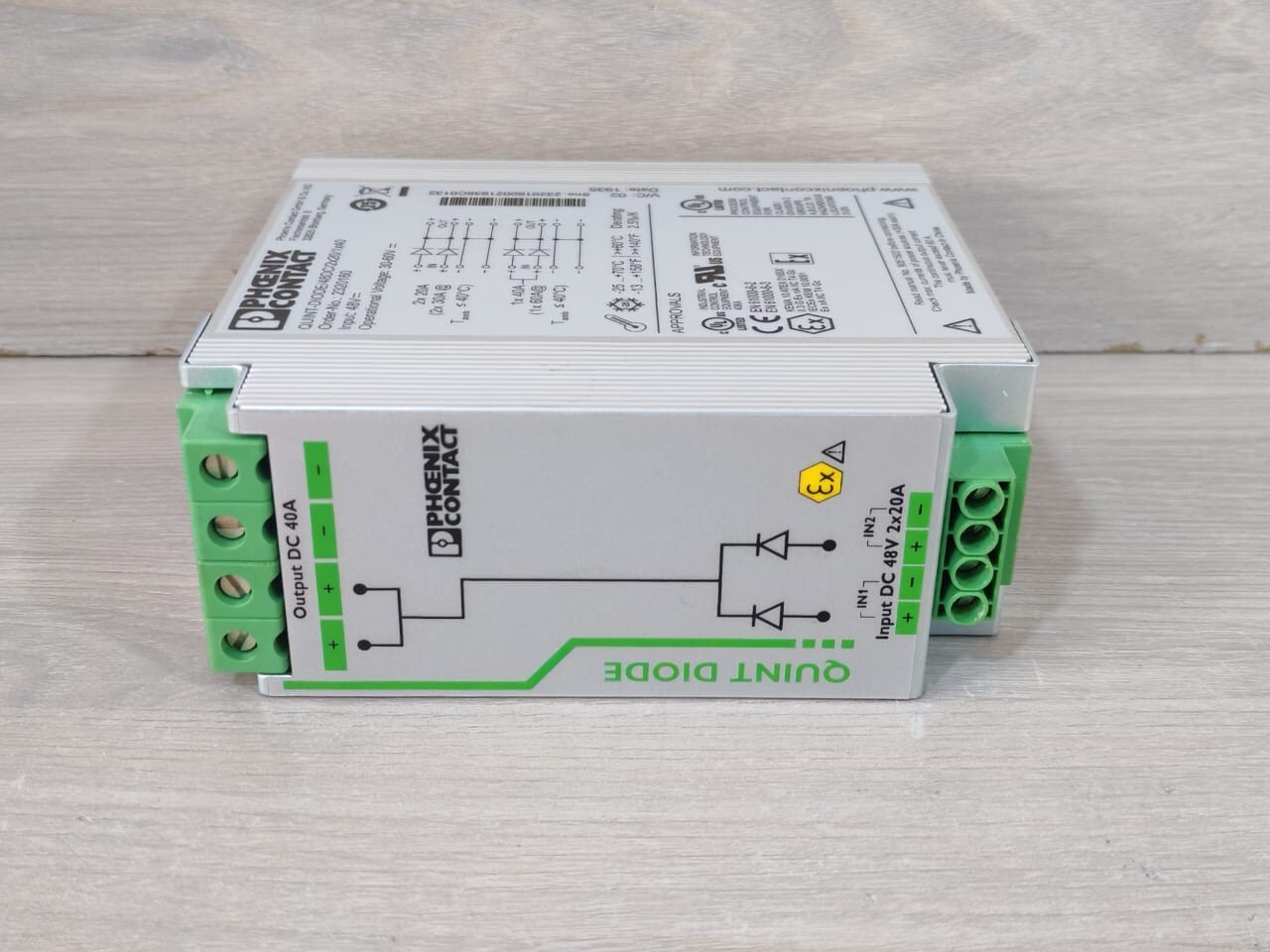 Phoenix Contact QUINT-DIODE/48DC/2x20/1x4 Phoenix Contact QUINT-DIODE/48DC/2x20/1x40 DIN Rail Diode Module 2320160 7