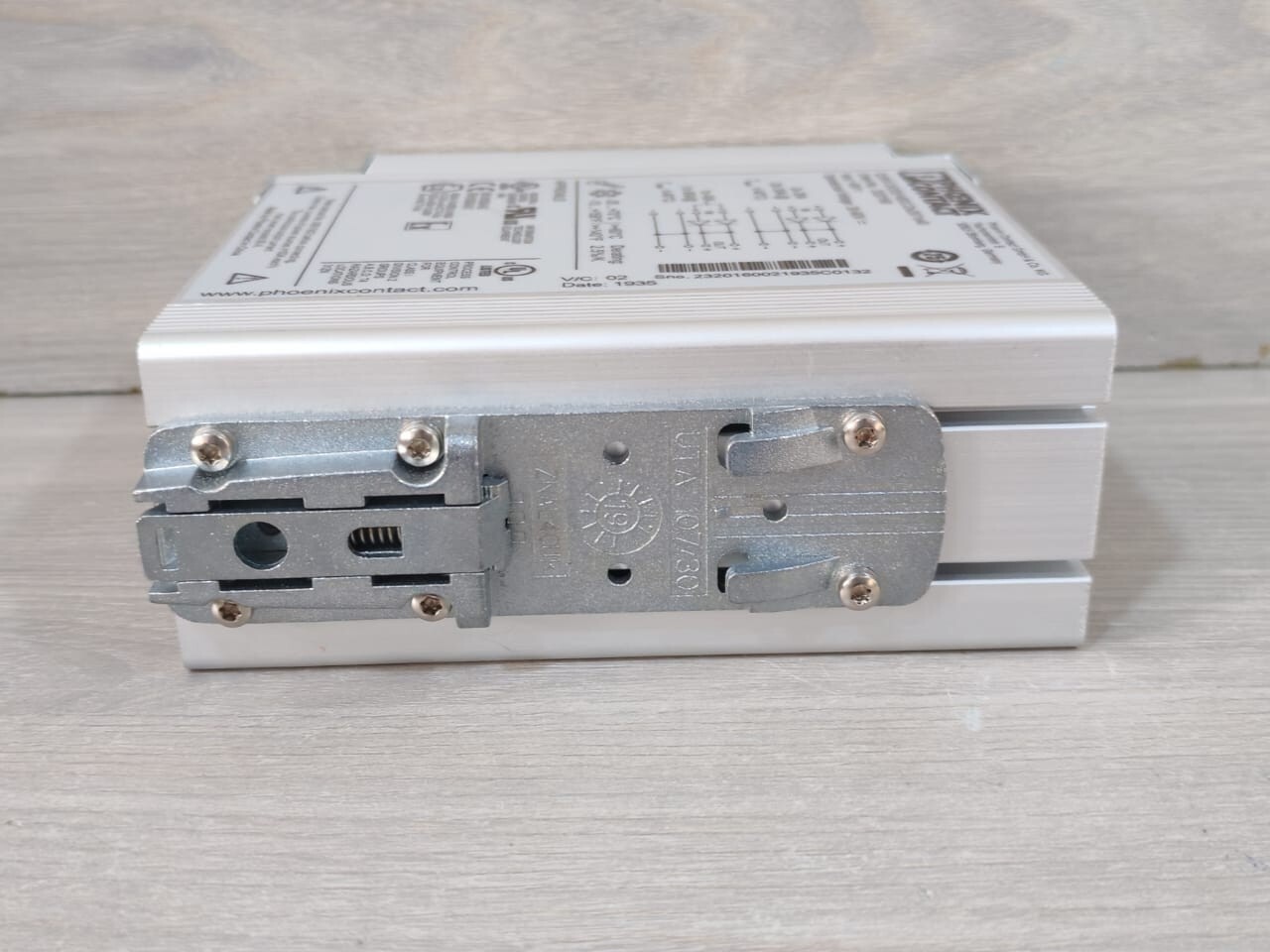 Phoenix Contact QUINT-DIODE/48DC/2x20/1x4 Phoenix Contact QUINT-DIODE/48DC/2x20/1x40 DIN Rail Diode Module 2320160 8