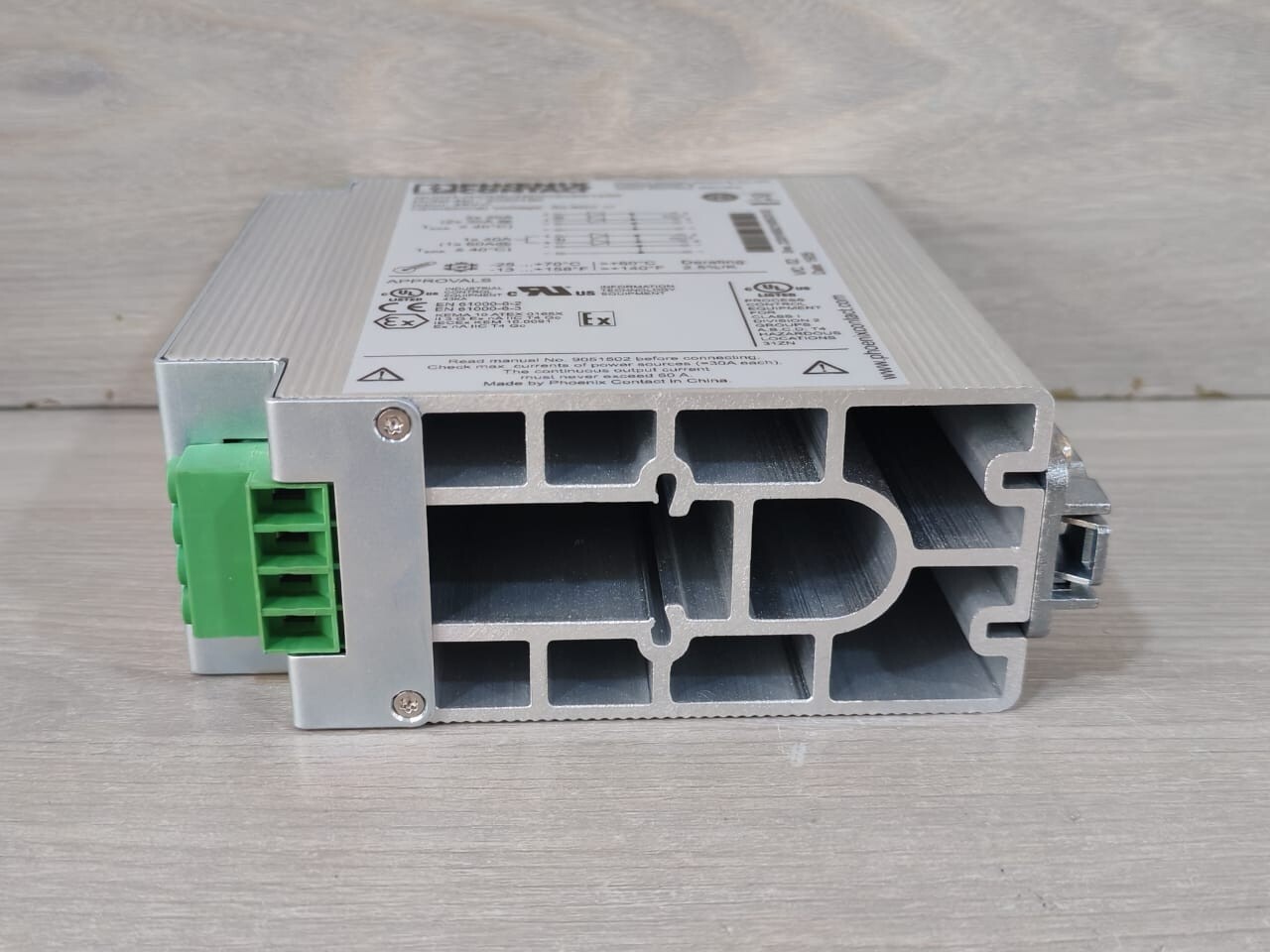 Phoenix Contact QUINT-DIODE/48DC/2x20/1x4 Phoenix Contact QUINT-DIODE/48DC/2x20/1x40 DIN Rail Diode Module 2320160 9