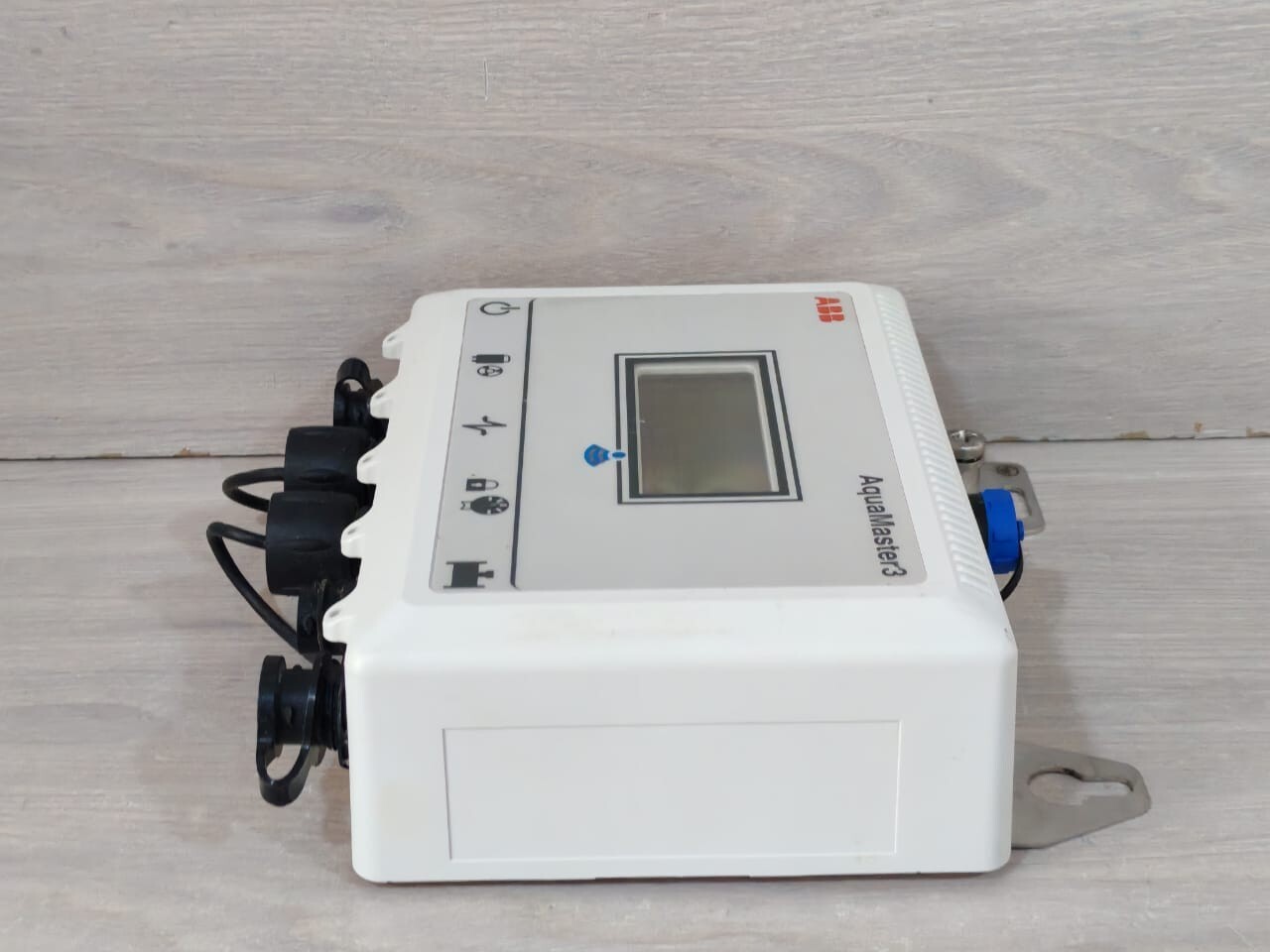 ABB FEA221300G1S0N3J1A13A6G5H1 ABB AQUAMASTER 3 F /FEA221300G1S0N3J1A1A3A6G5H1 ELECTROMAGNETIC FLOWMETER 4