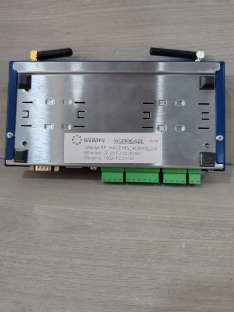 WEBDYN WG0606-A21 WEBDYN WG0606-A21 WAVENIS_433MHz_2G / 18624FCO4A87 ETHERNET: 00:05:F3:00:80:80 7