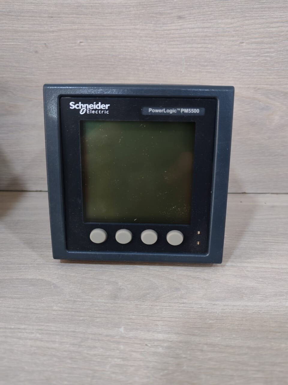 Schneider Electric METSEPM5560 Schneider Electric PM5560 Power Logic METSEPM5560 2