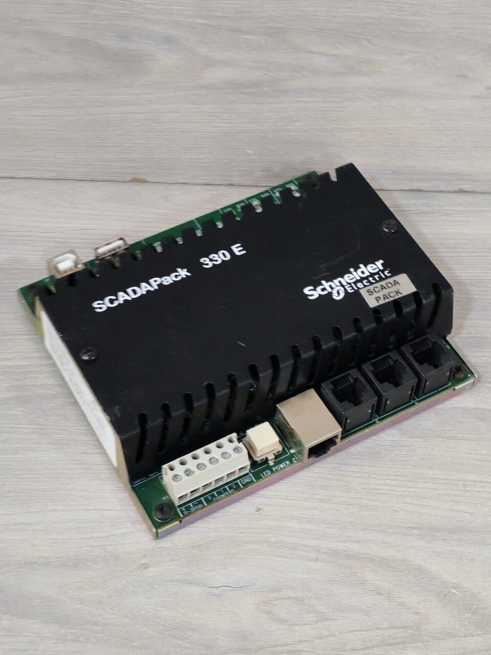 SCHNEIDER ELETRIC TBUP330-EA55-AA00 SCHNEIDER ELETRIC SCADAPACK 330 E TBUP330-EA55-AA00 CONTROL MICROSYSTEMS 4