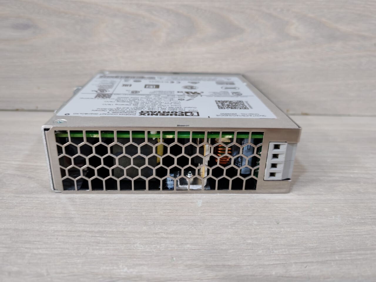 Phoenix Contact QUINT4-PS/1AC/24DC/5 Phoenix Contact QUINT4-PS/1AC/24DC/5 Power Supply 2904600 7