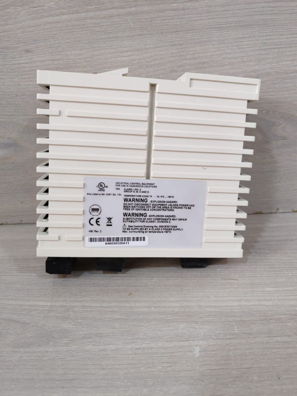 Schneider Electric TCSESM043F2CS0 Schneider-Electric TCSESM043F2CS0 ConneXium MAnaged Switch 2TX/2FX-SM 5