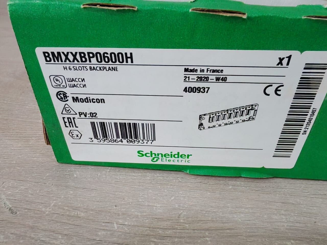 Schneider Electric BMXXBP0600H SCHNEIDER ELECTRIC BMXXBP0600H 6 SLOTS BACKPLANE 2