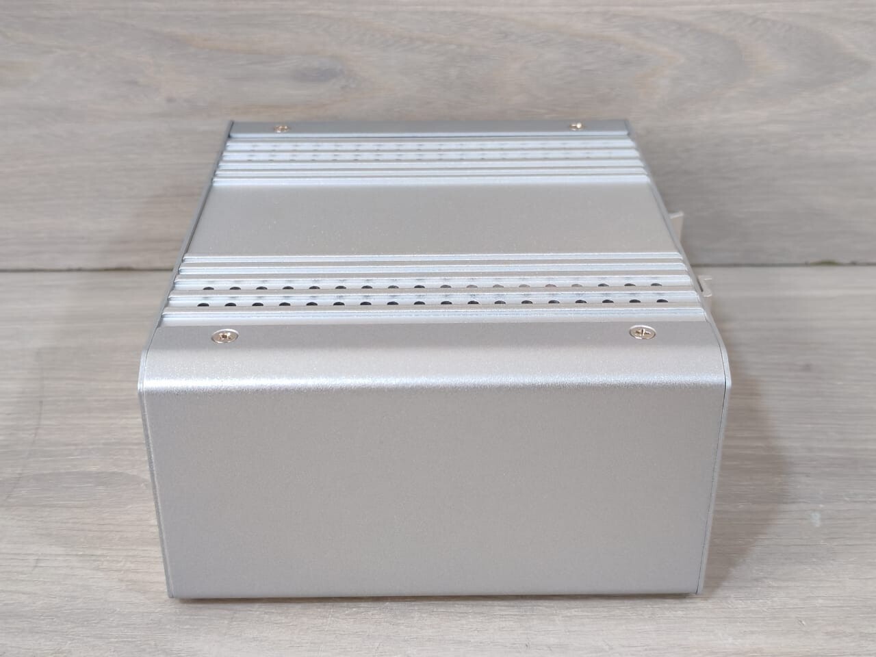 KORENIX 3810GF KORENIX JETNET 3810GF INDUSTRIAL 8-PORT POE+2-PORT GBE FIBER SWITCH 10
