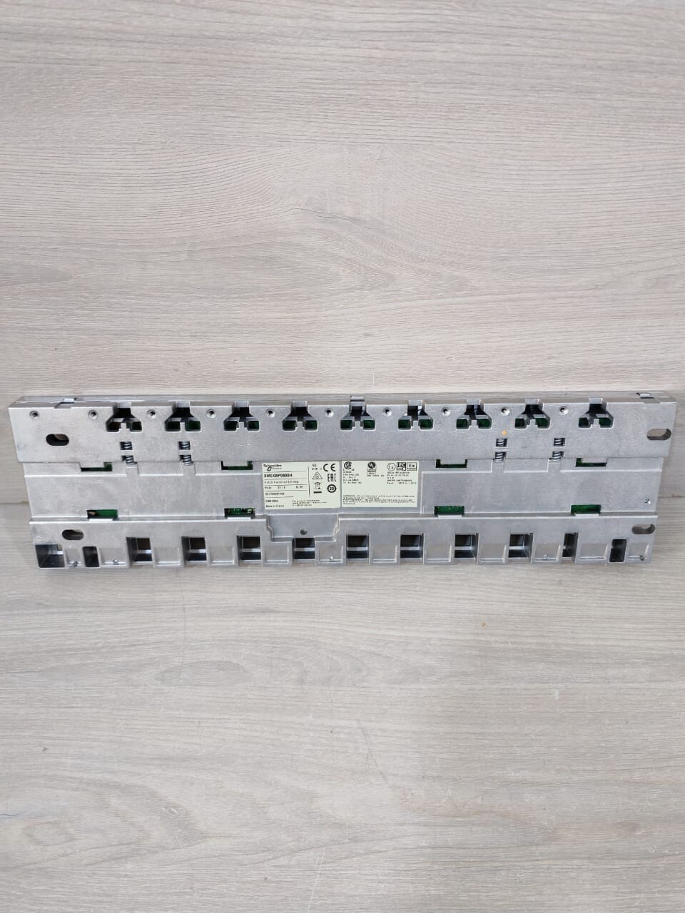 Schneider Electric BMEXBP0800H Schneider Electric BMEXBP0800H 8 slots hardened Eth bkp 3