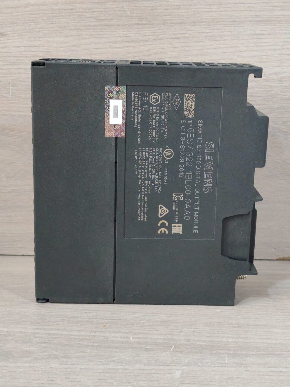 Siemens 6ES7322-1BL00-0AA0 SIEMENS SIMATIC S7-300 6ES7322-1BL00-0AA0 DIGITAL OUTPUT MODULE 10