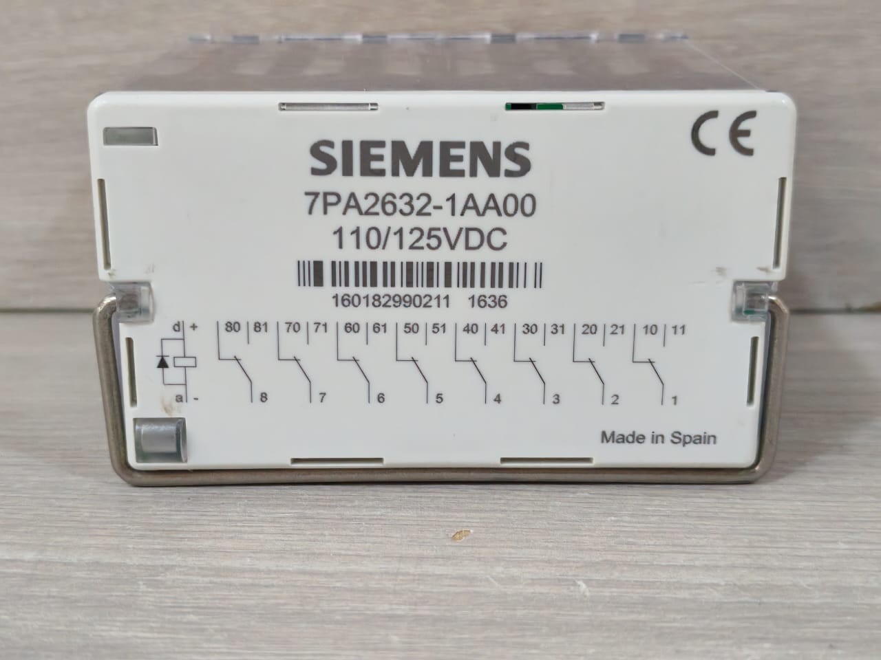 Siemens 7PA2632-1AA00 SIEMENS 7PA2632-1AA00 POWER RELAY 110/125VDC 2